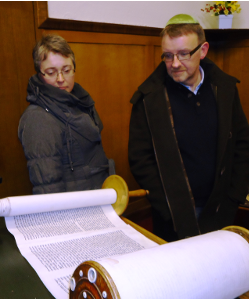 Students visiting the Rathgar synagogue of the Dublin Jewish Progressive Congregation